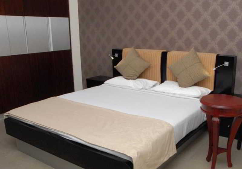 Royal Ascot Hotel Apartment - Kirklees 2 Dubai Ngoại thất bức ảnh