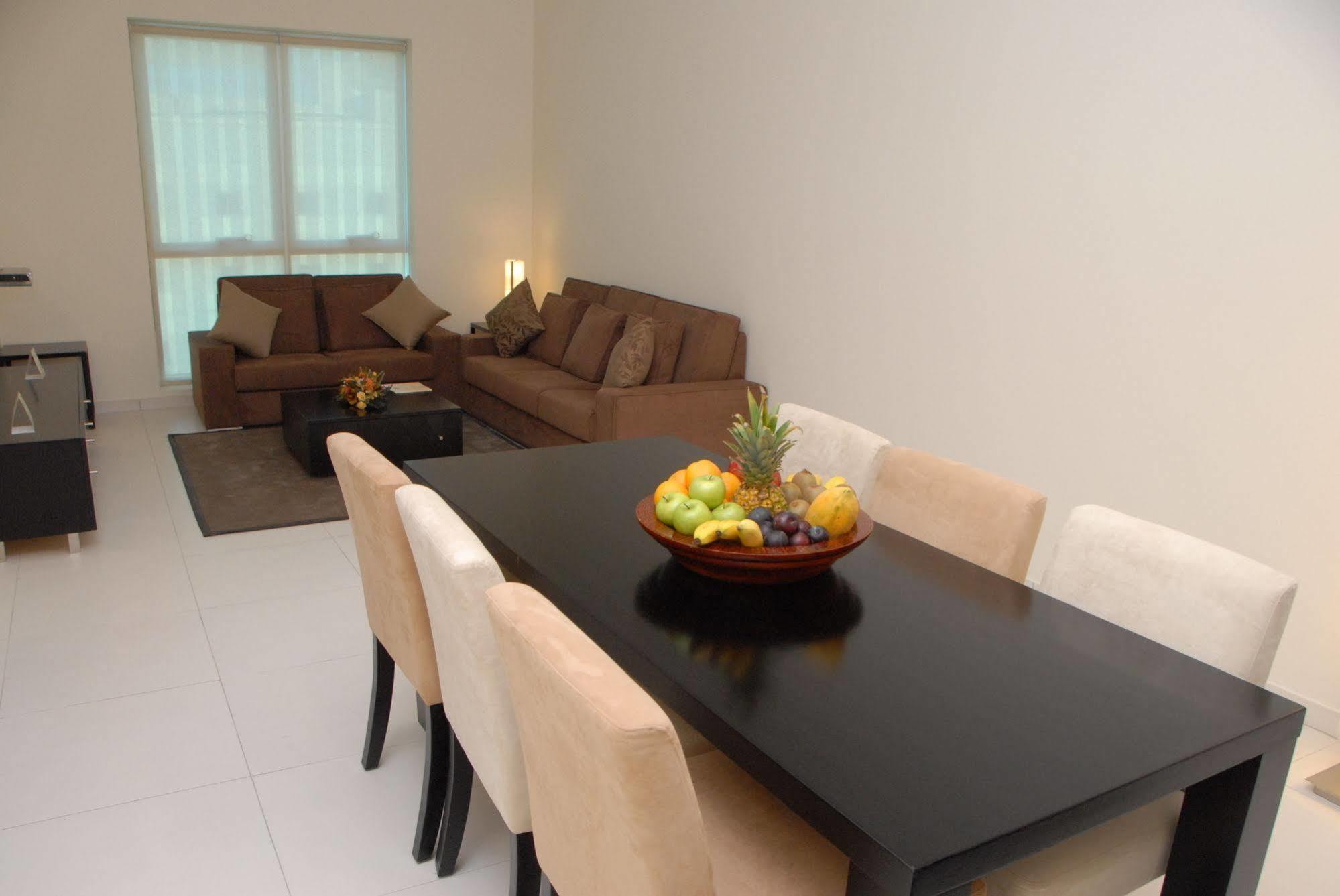 Royal Ascot Hotel Apartment - Kirklees 2 Dubai Ngoại thất bức ảnh