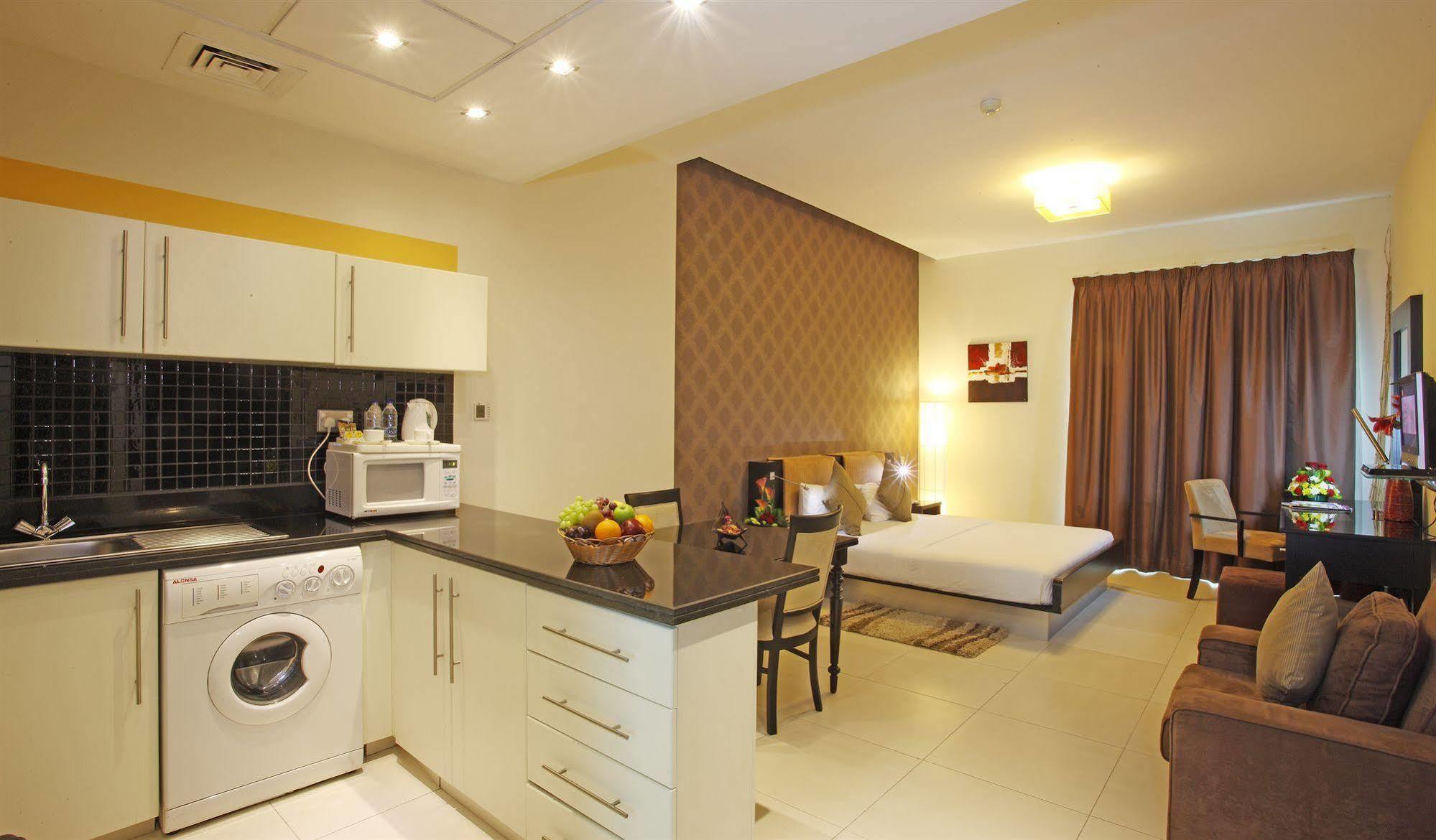 Royal Ascot Hotel Apartment - Kirklees 2 Dubai Ngoại thất bức ảnh